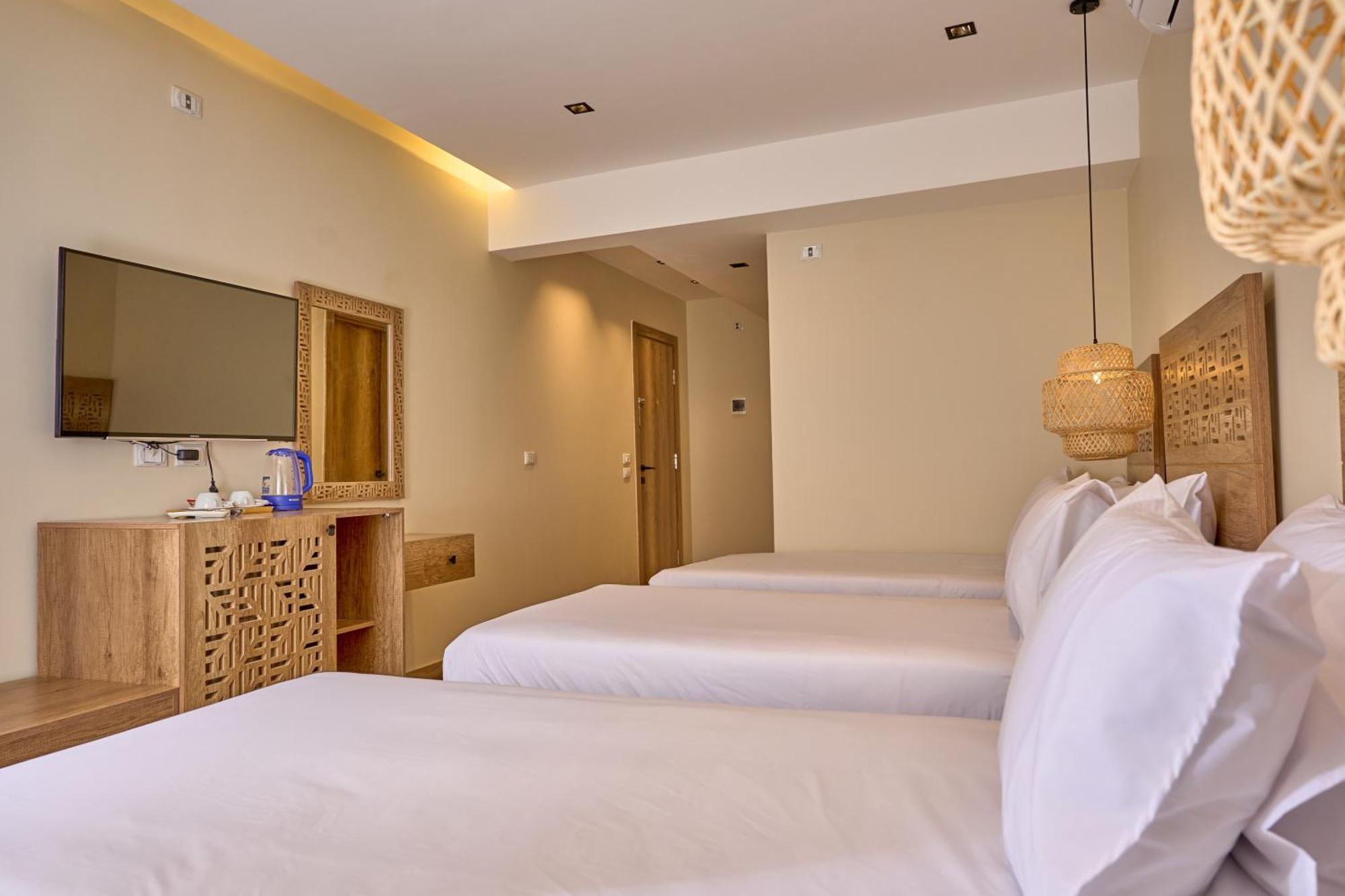 Lotus Inn Kafrat al Jabal ภายนอก รูปภาพ